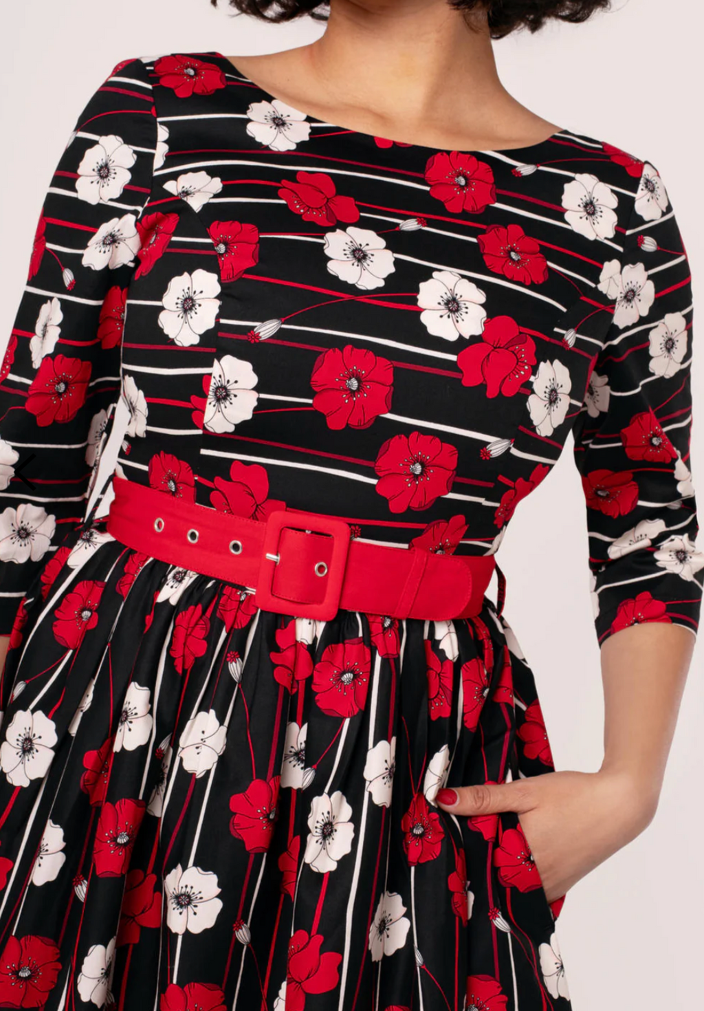 Swingkleid Poppy, Blumenmuster-Schwarz